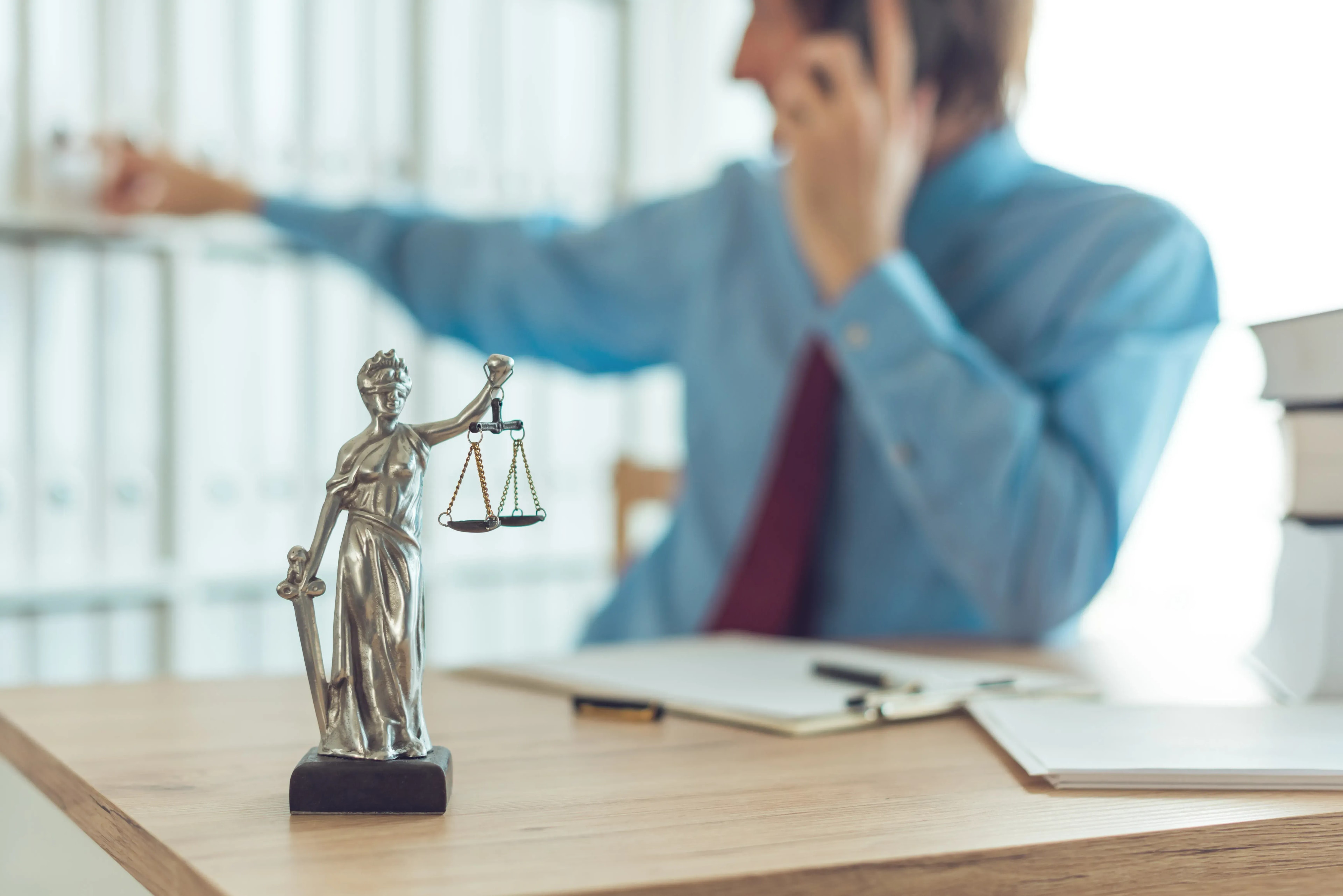 Wann sollte man nach einem Verkehrsunfall einen Anwalt einschalten?